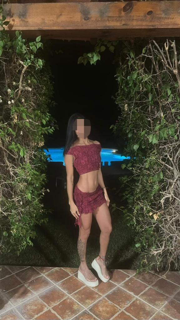623534209: Chica busca chico en Almería