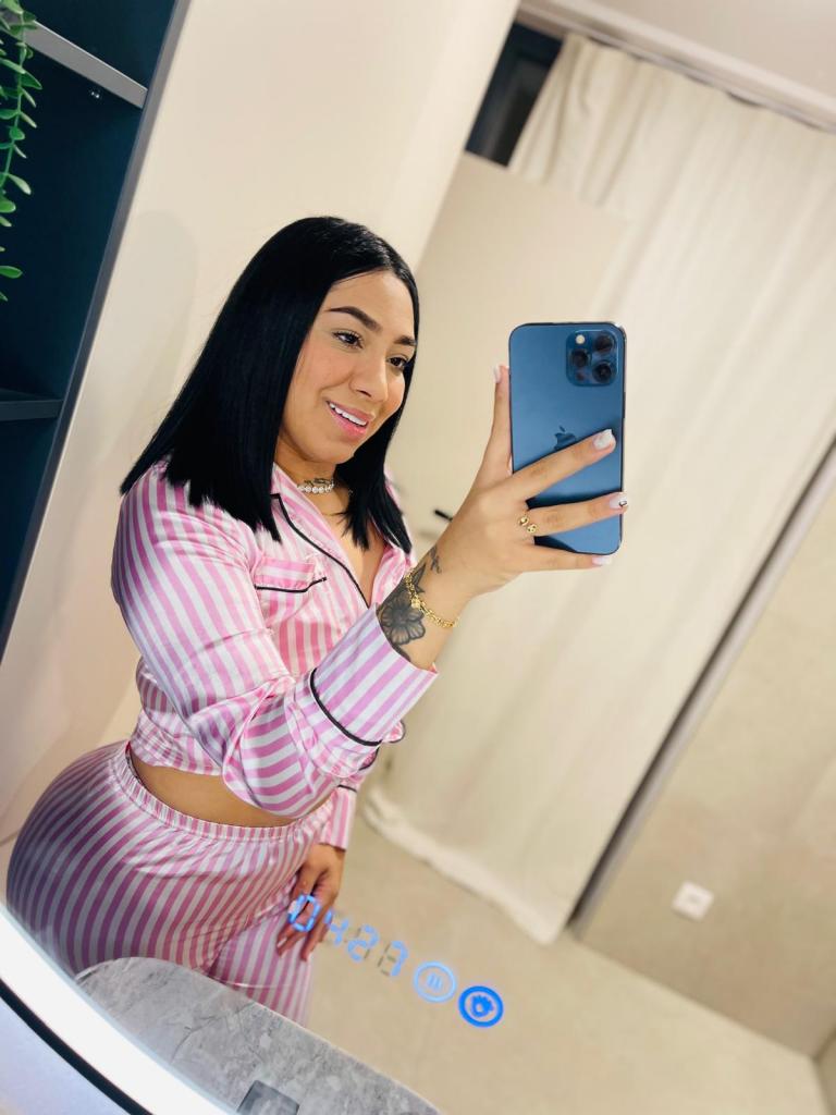 637986875: Chica busca chico en Tenerife