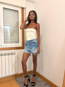 632214202: Chica busca chico en Orense