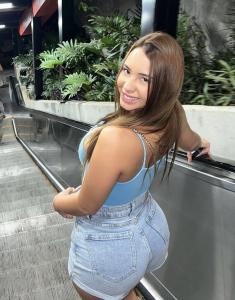 613341174: Chica busca chico en Madrid