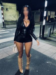 643642770: Chica busca chico en Huesca