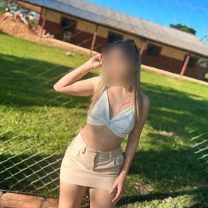 672952229: Chica busca chico en Madrid