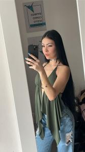 612405898: Chica busca chico en Madrid