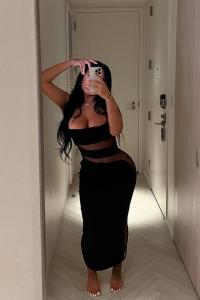 631743611: Chica busca chico en Huelva