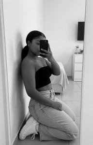 643047241: Transexual en Castellón