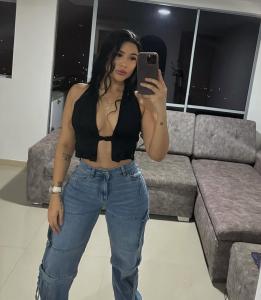 647031225: Chica busca chico en Lérida