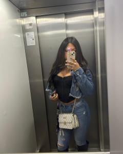 611337842: Travesti en Granada