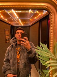 653577944: Chico busca chica en Valencia