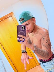 674713300: Chico busca chica en Madrid