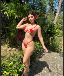 683638044: Chica busca chico en Lugo