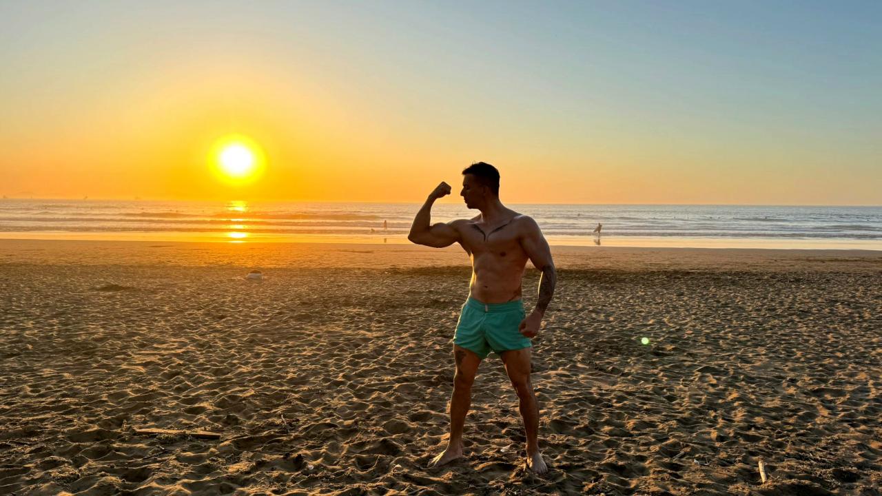 624392019: Chico busca chica en Barcelona