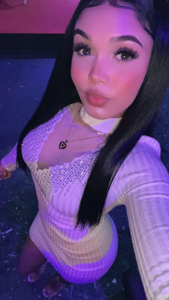 Chica busca chico en Tenerife: 