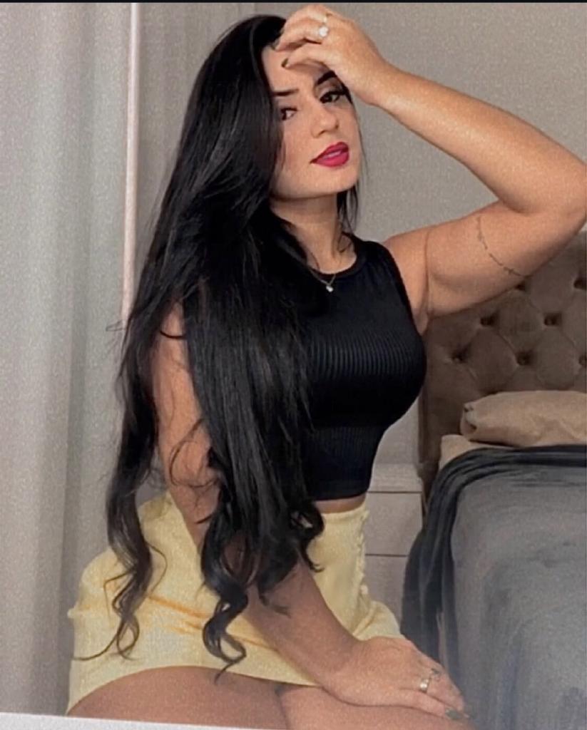 Chica busca chico en Almería: 
