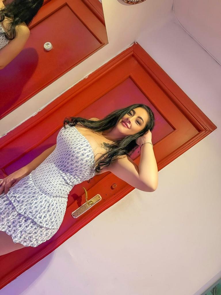 672910186: Chica busca chico en León