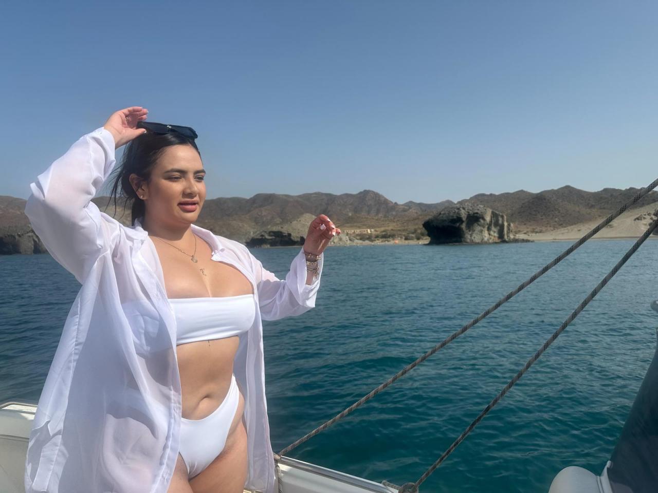 664489169: Chica busca chico en Almería