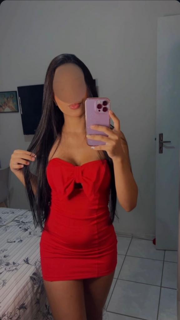 Chica busca chico en Almería: 