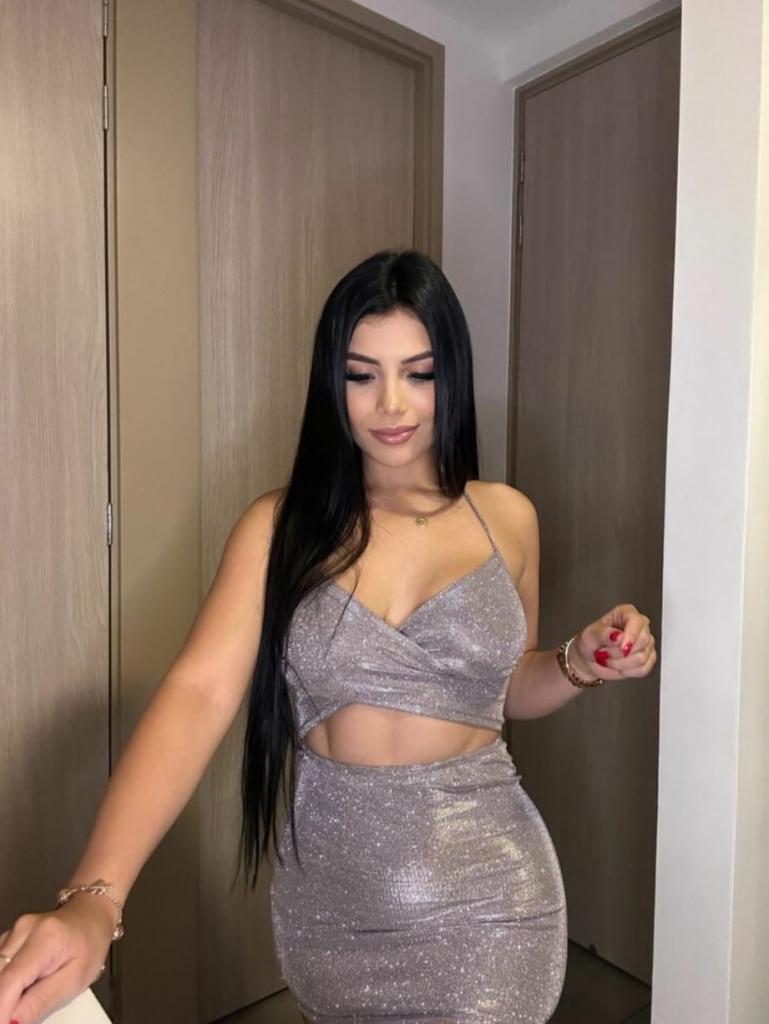 Chica busca chico en Cádiz: 