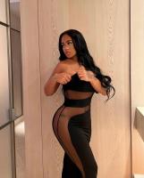 631743611: Chica busca chico en Huelva