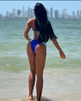 667560461: Chica busca chico en Valencia