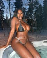 614812769: Chica busca chico en Cantabria