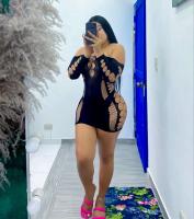 672917530: Chica busca chico en Gerona