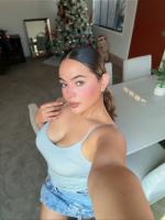 641996381: Chica busca chico en Sevilla