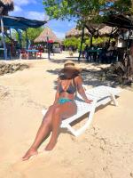 634387893: Chica busca chico en Alicante