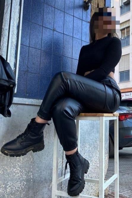 Chica busca chico en Asturias: 