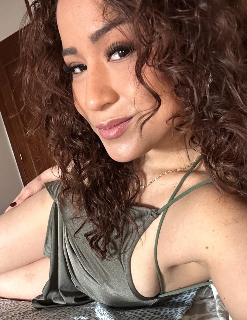 634132844: Chica busca chico en Orense