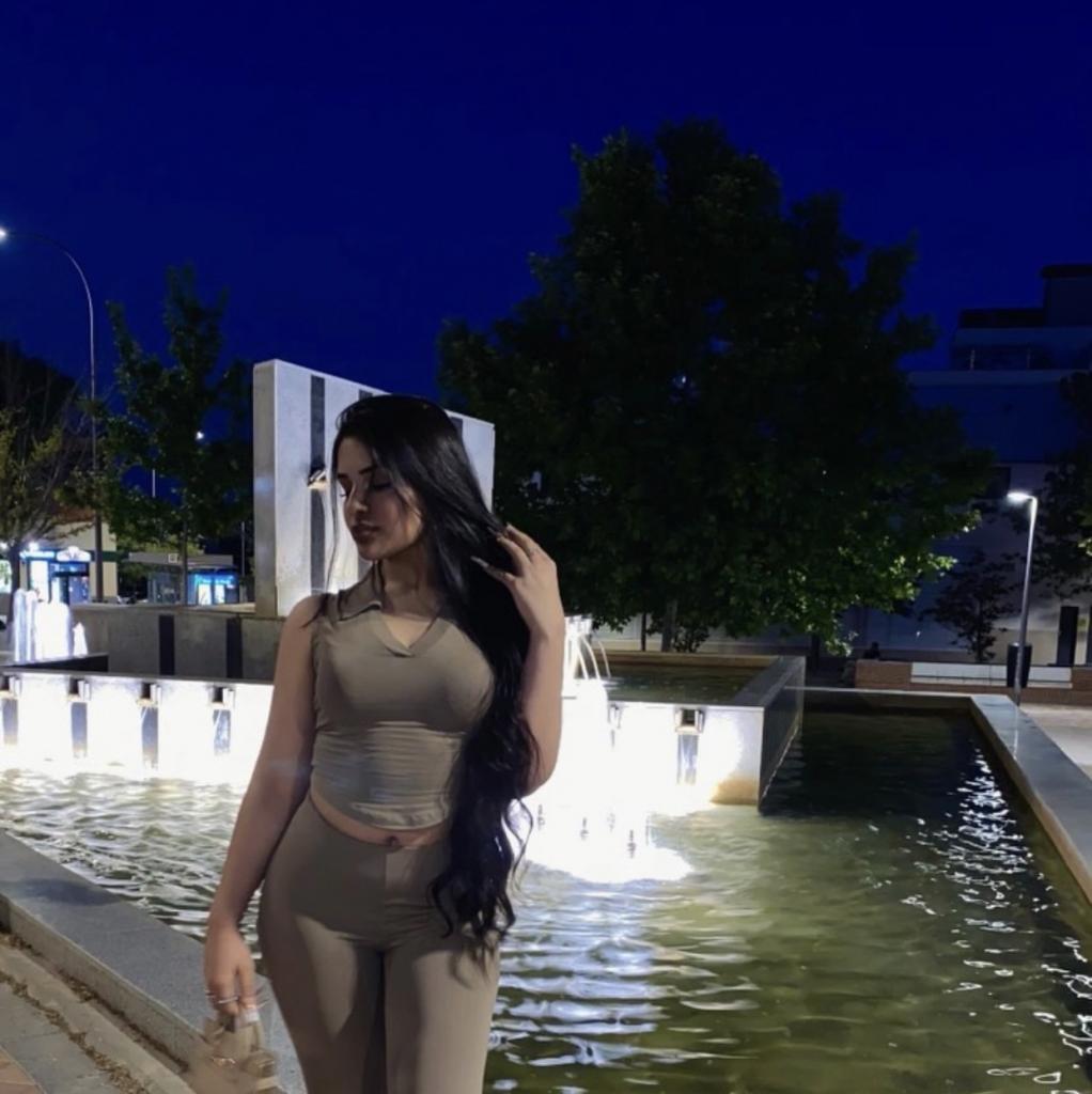 Chica busca chico en Cádiz: 