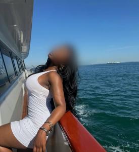 Chica busca chico en Asturias: 