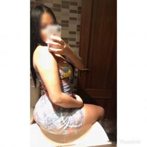 Chica busca chico en Sevilla: 