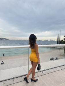 Chica busca chico en Granada: 
