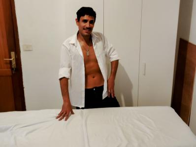 642599161: Chico busca chica en Las Palmas