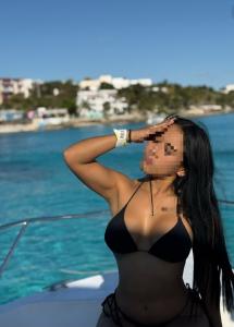 Chica busca chico en Cádiz: 