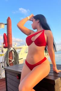 Chica busca chico en Cádiz: 