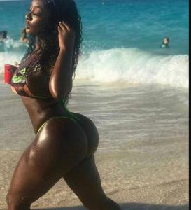 Chica busca chico en Tenerife: 