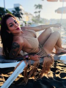 Chica busca chico en Tenerife: 