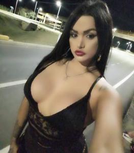Chica busca chico en Almería: 