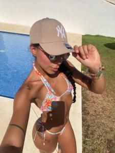 Chica busca chico en Menorca: 