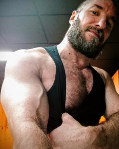 603897404: Chico busca chica en Asturias