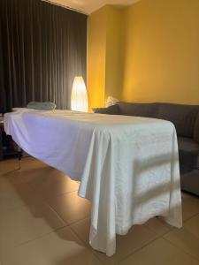 602479208: Chica busca chico en Barcelona