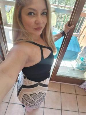 727792701: Chica busca chico en La Coruña