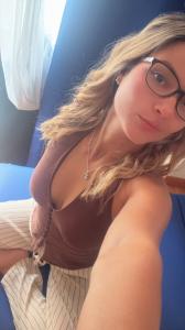 611869518: Chica busca chico en Navarra