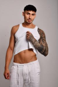 641188827: Chico busca chica en Barcelona