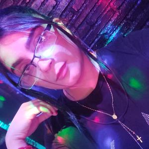 624175142: Chica busca chico en Madrid