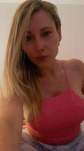 Chica busca chico en Ibiza: 