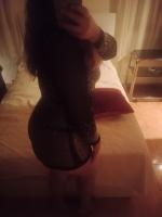 647209130: Chica busca chico en Barcelona