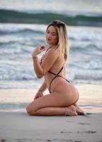 613696706: Chica busca chico en Ibiza