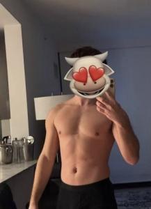 Chica busca chico en Barcelona: 